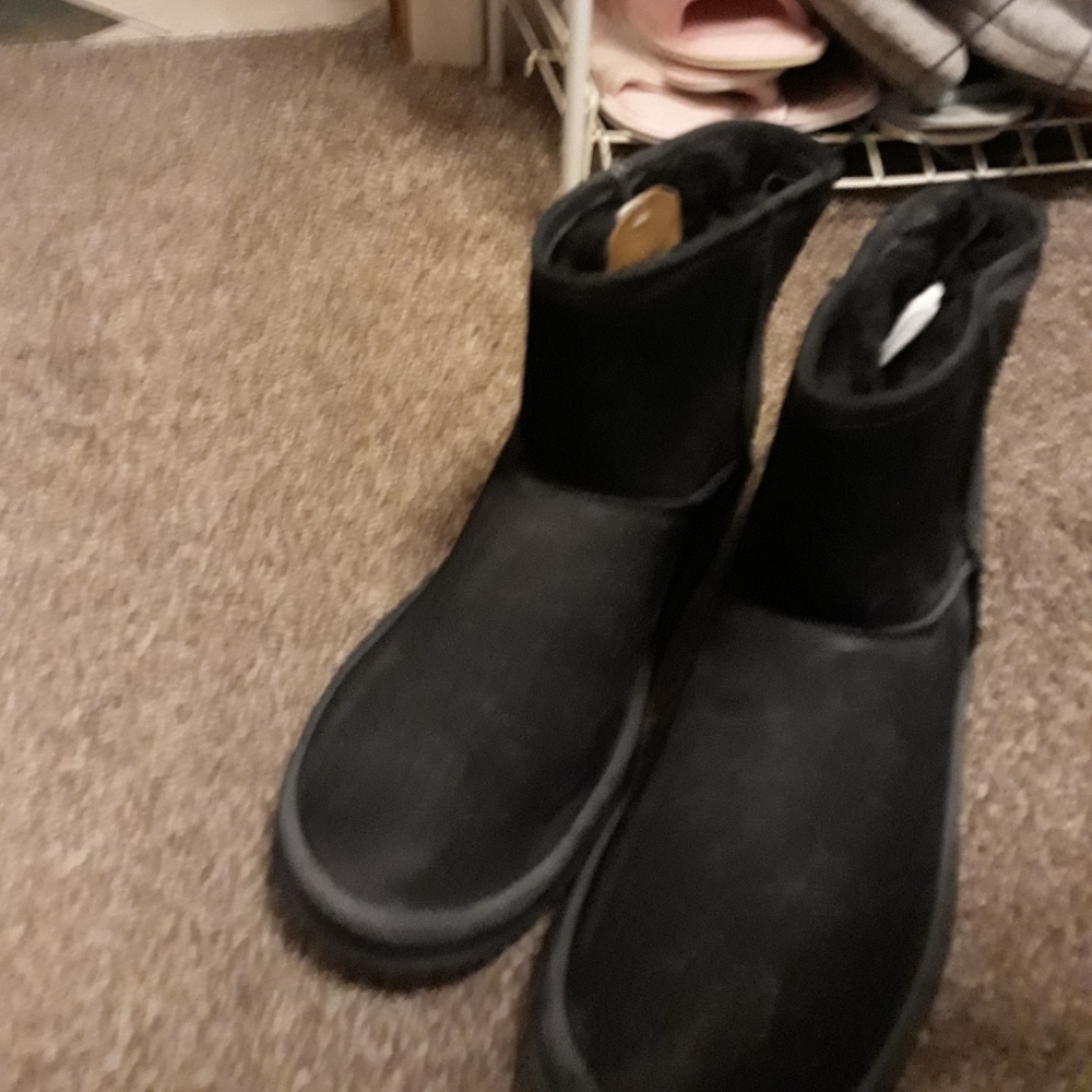 Boots - Picture 2 of 2